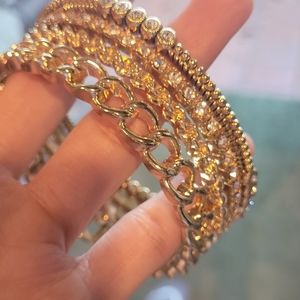 Graziano CN Bangle Bracelets Set of 4 , goldtone